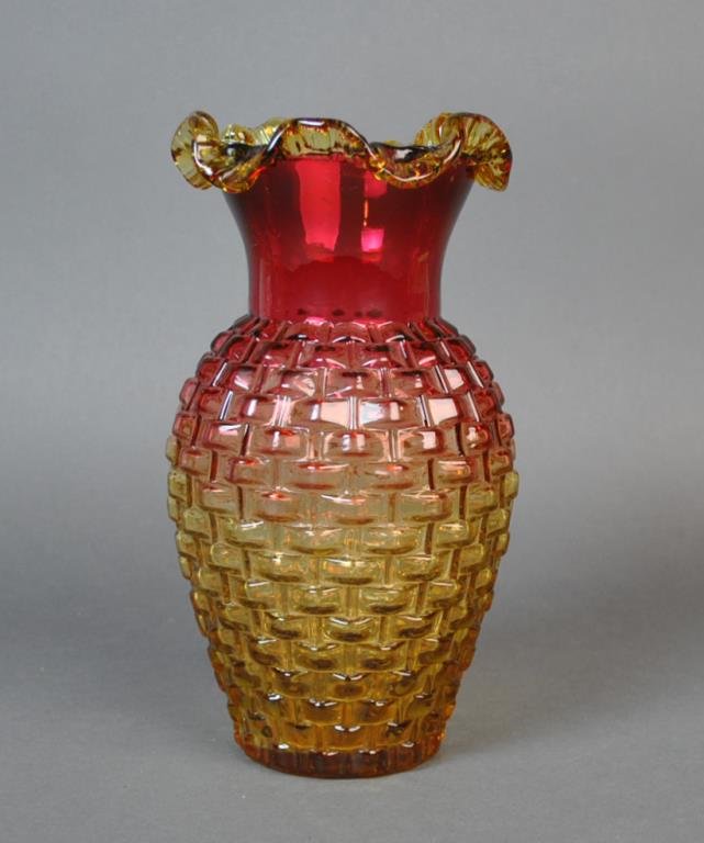 VICTORIAN AMBERINA GLASS VASE
