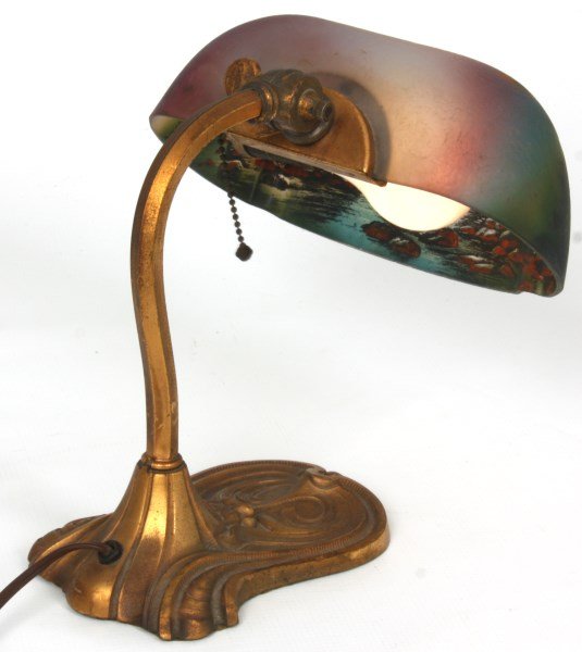 Pittsburgh Scenic Reverse Painted Desk Lamp : Lot 36