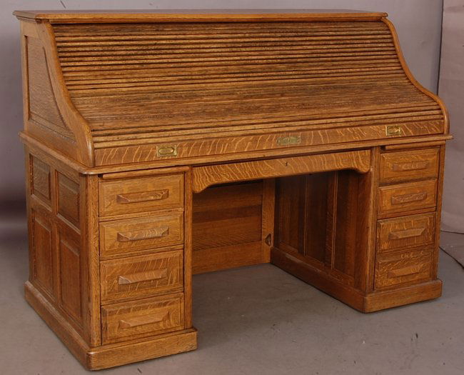 Leopold 66" High S Oak Roll Top Desk Lot 204