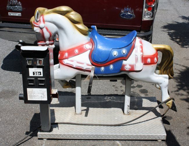 Coin op 25cent mechanical horse ride Lot 241