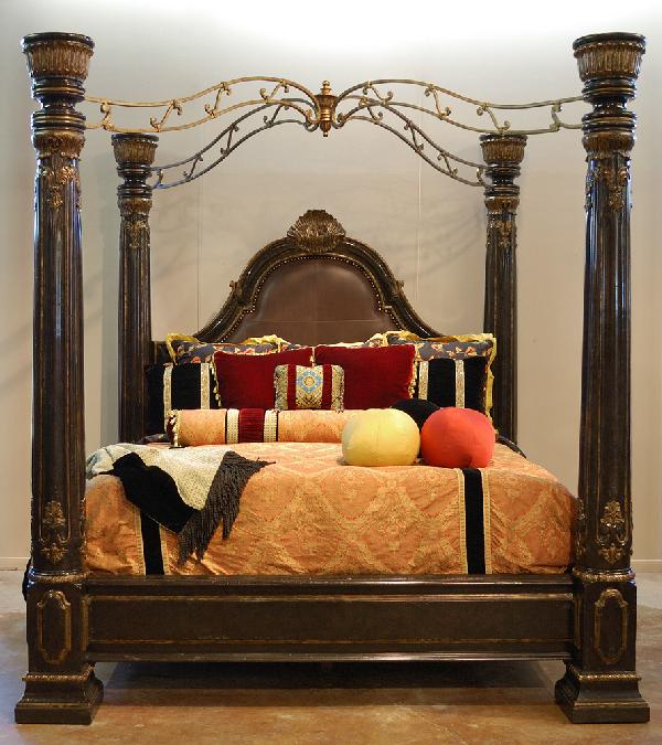 189 Marge Carson Four Poster Iron Canopy King Bed Heig Lot 189