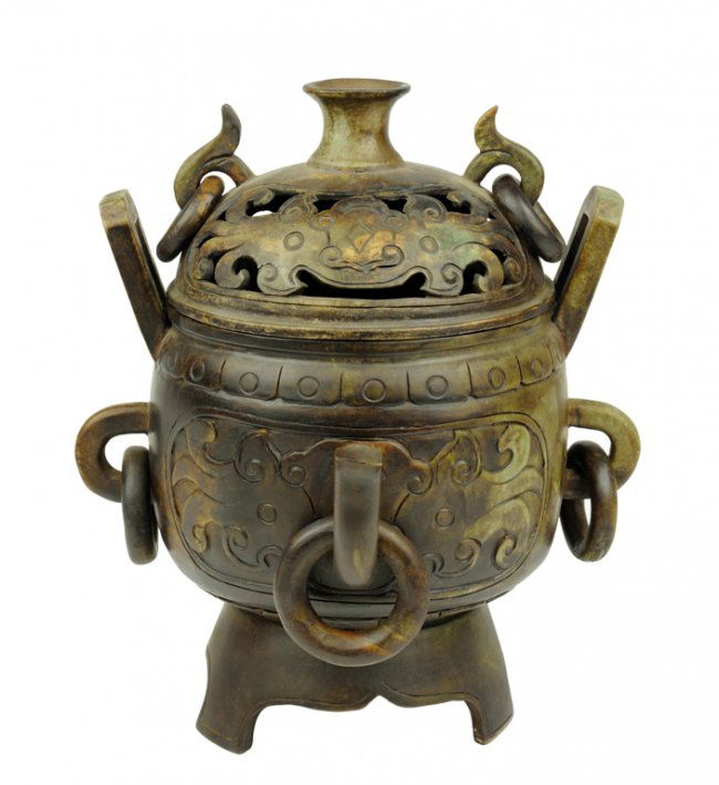 AN ANTIQUE CARVED STONE INCENSE BURNER Lot 113