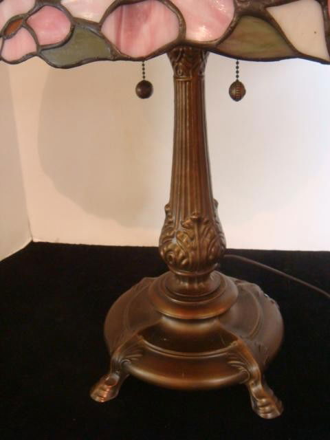 97: DALE TIFFANY Butterfly Style Stained Glass Lamp: : Lot 97