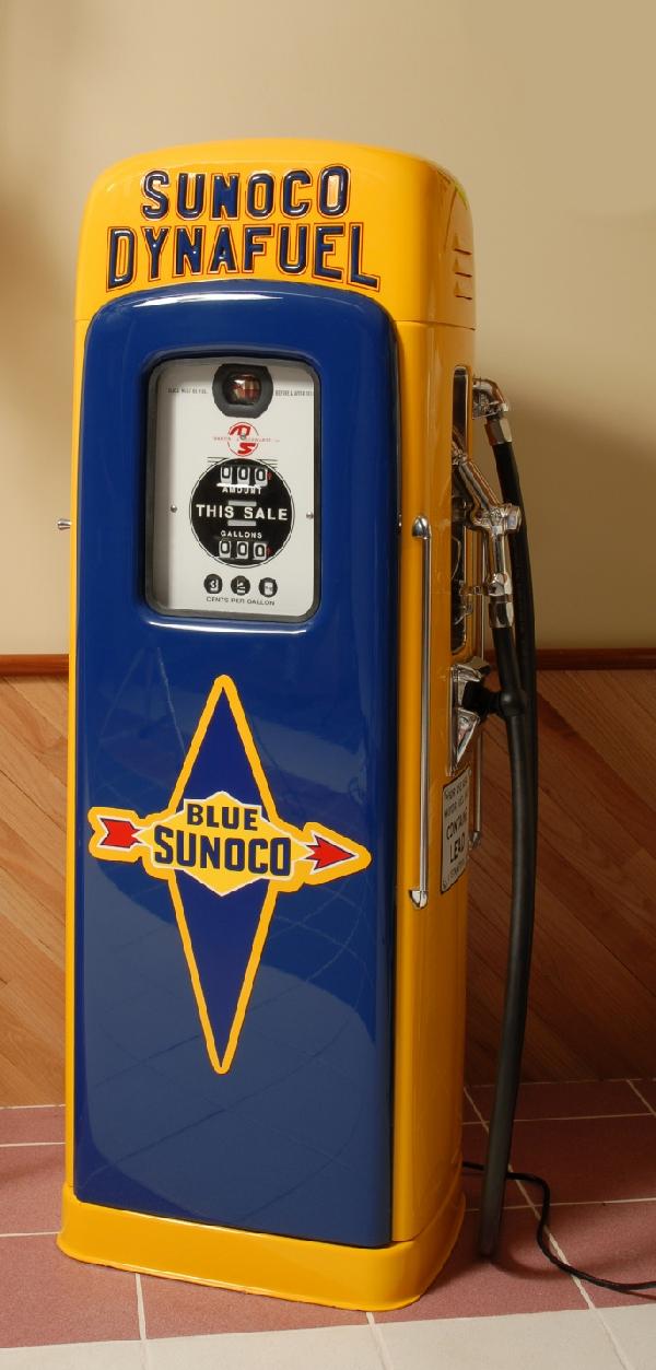 36: Wayne Model 80 Sunoco Dyna Fuel restored gas pump, : Lot 36