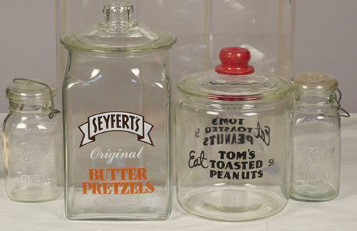 Lot Of 4 Glass Countertop Jars: : Lot 937
