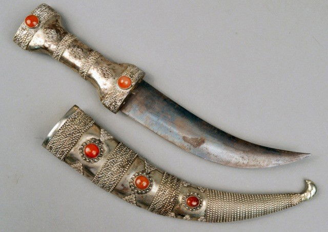 306-middle-eastern-curved-dagger