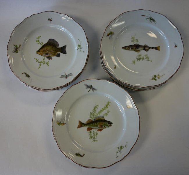 12 Richard Ginori Fish Motif Dinner Plates Lot 15