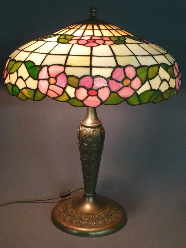 Lamb Brothers 1920's Quality Leaded Glass Table Lamp Lot 317