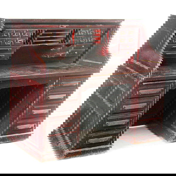 20 Leopold Mahogany Roll Top Desk Lot 20