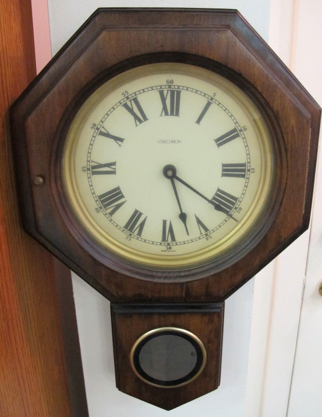 276 Verichron Regulator Wall Clock Lot 276