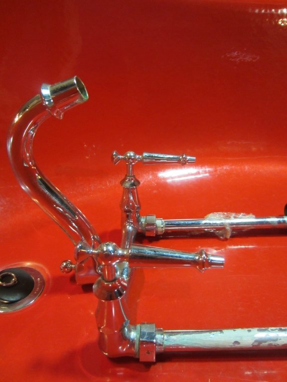 204 RED Kohler Birthday Bath Slipper Clawfoot Bathtub Lot 204