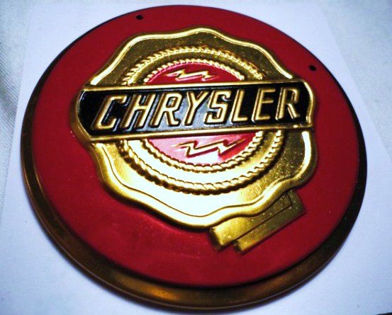 242: VINTAGE CHRYSLER CAR EMBLEM : Lot 242