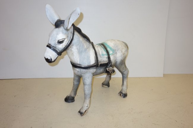 donkey garden statue