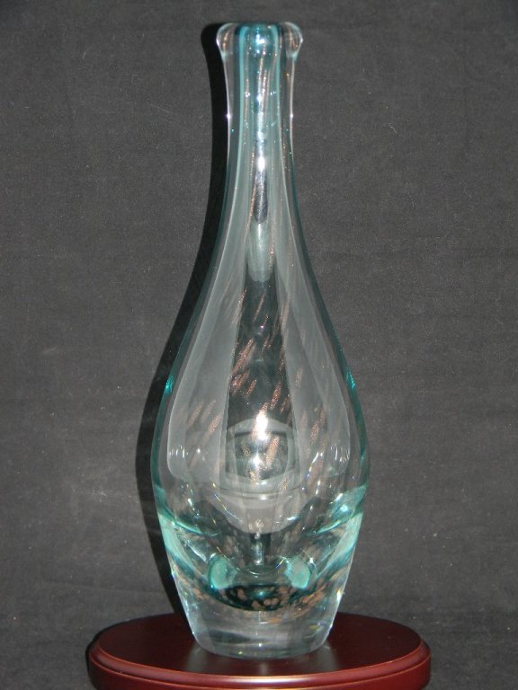 15" WATERFORD EVOLUTION PACIFIC BLUE CRYSTAL VASE Lot 149