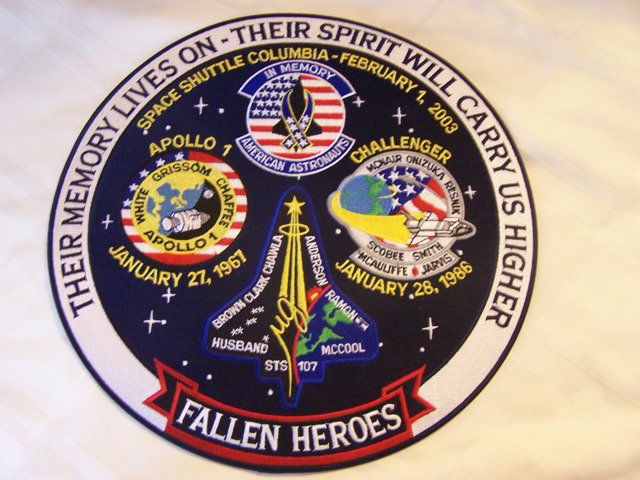 266: Fallen Heroes Large NASA Patch Apollo, Challenger, : Lot 266