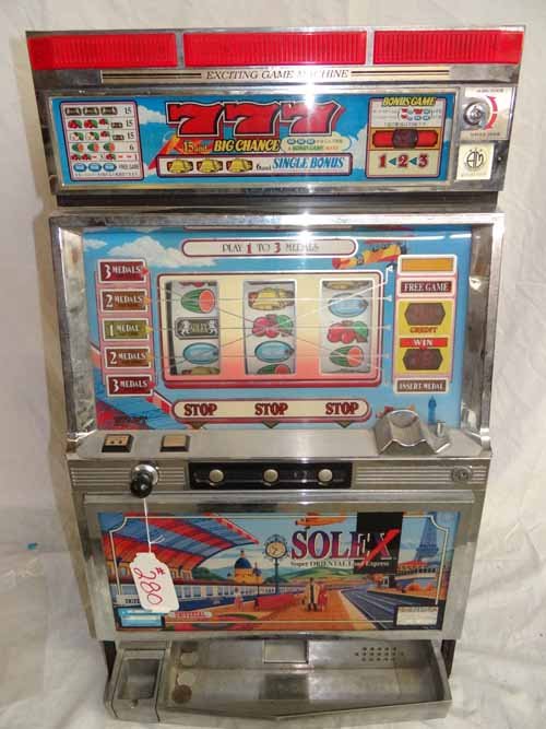 Automatic slot machine