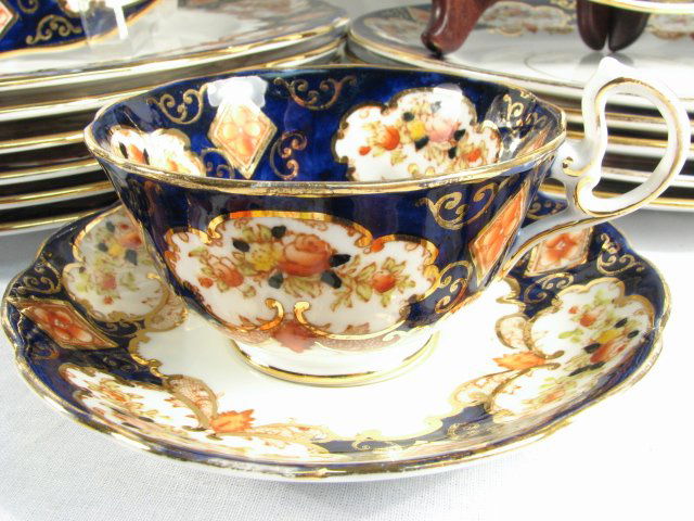 ROYAL ALBERT 