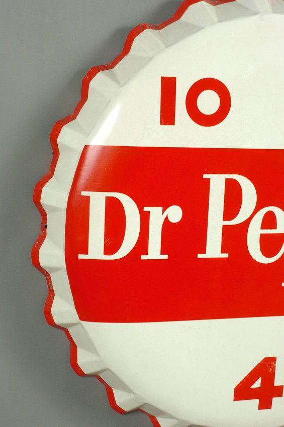 A GREAT 38 INCH DR PEPPER BOTTLE CAP SIGN Lot 27