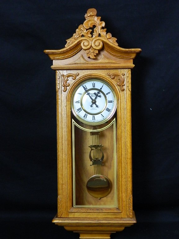 Pendulum Strausbourg Manor Hanging Wall Clock Lot 124