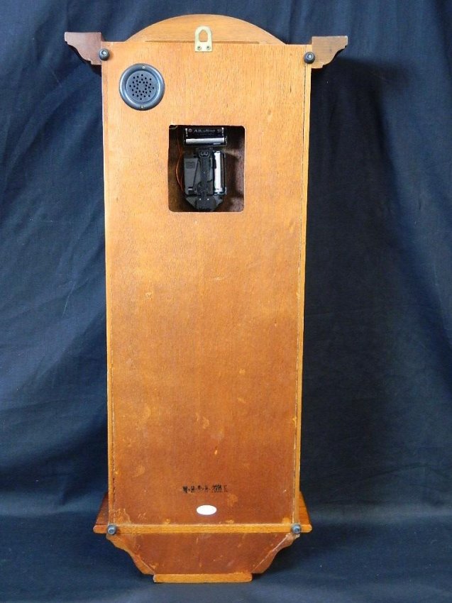 Strausbourg Manor Quartz Westminster Wall Clock Lot 144