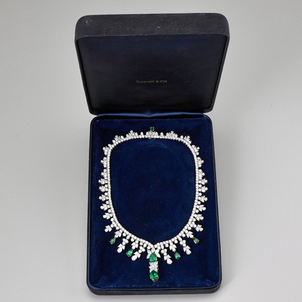 TIFFANY & CO. IMPORTANT DIAMOND, EMERALD NECKLACE Lot 2431