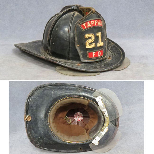 VINTAGE CAIRNS 8PANEL LEATHER FIRE HELMET Lot 87