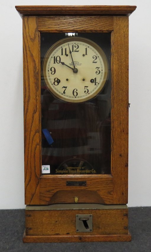 VINTAGE SIMPLEX OAK CASE TIME RECORDING WALL CLOCK Lot 276