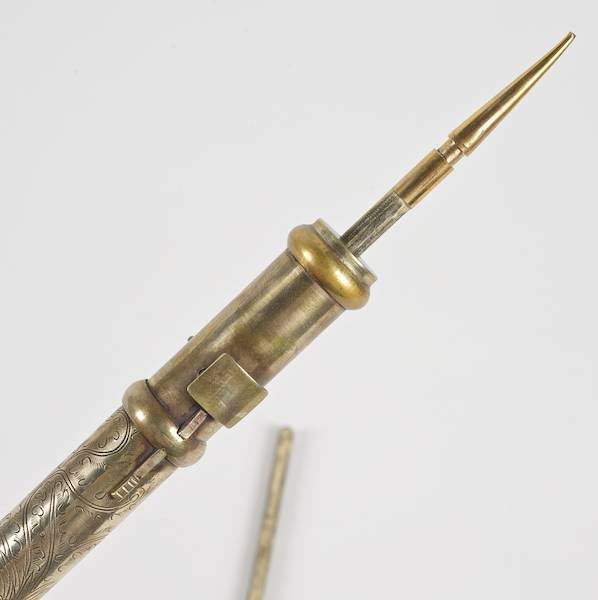 1510 Antique Japanese mixed metal dart gun Lot 1510