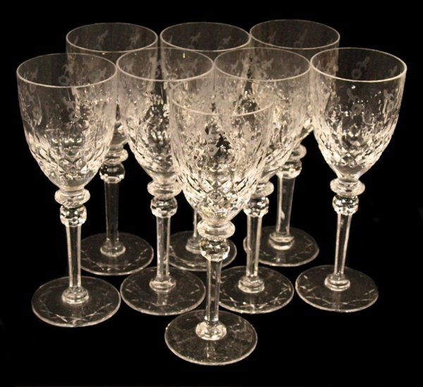 119 (8) ROGASKA 'GALLIA' CUT & ETCHED CRYSTAL STEMWARE Lot 119