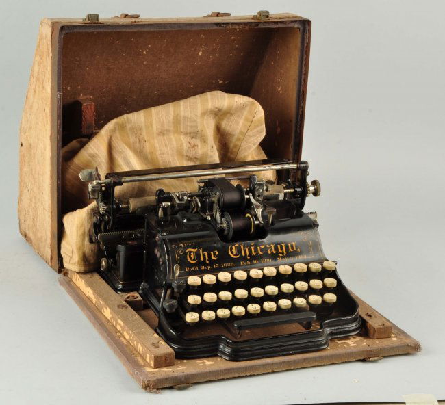 The Chicago 1900 Typewriter. Lot 732