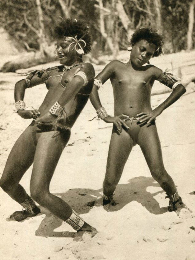 Mujer Desnuda Africana Nativa Fotos De Mujeres