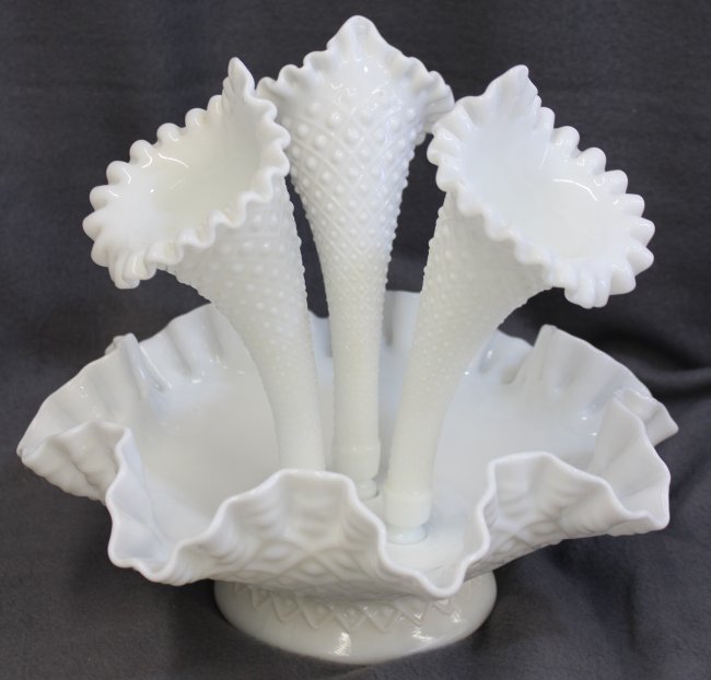 FENTON 1948A MILK GLASS DIAMOND LACE EPERGNE SET XW Lot 109