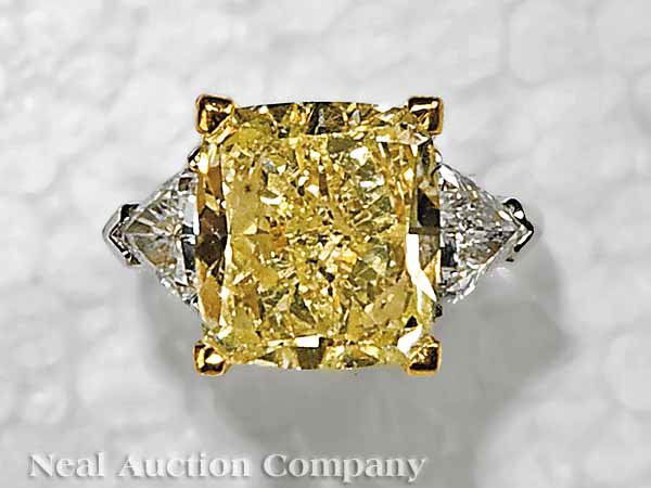 Yellow diamond ring graff