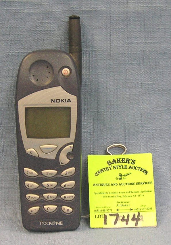 Vintage Nokia trac phone cell phone Lot 1744