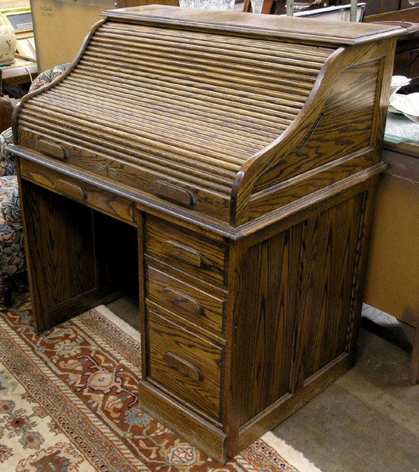 4226 1970s roll top desk Lot 4226