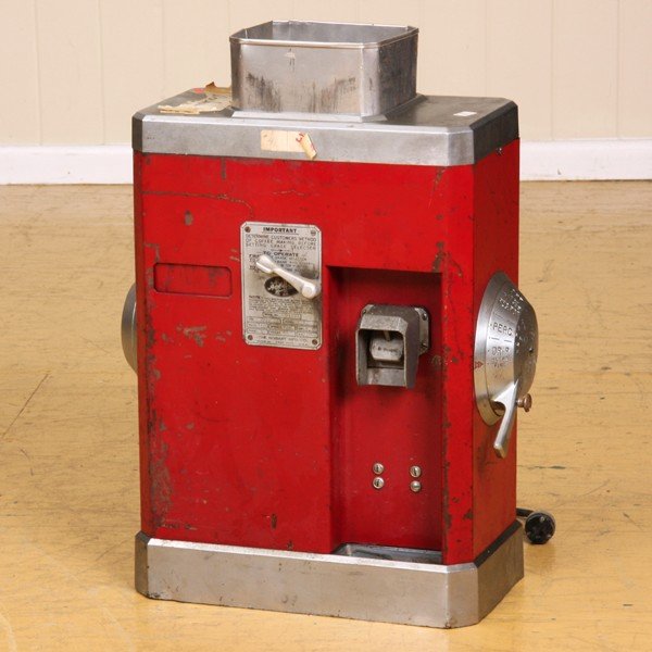 152 Mid 1900 commercial grade coffee grinder, "Hobart, Lot 152