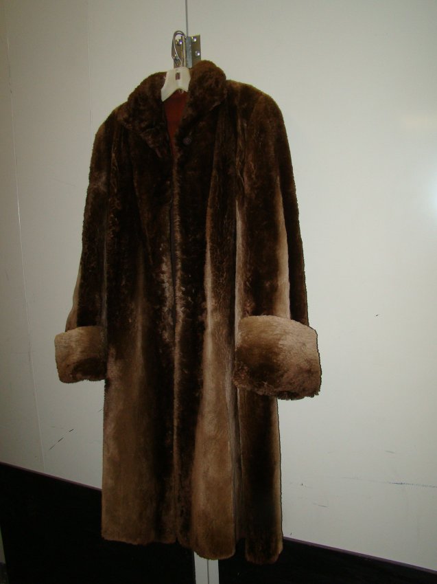 full length SHEARED BEAVER fur coat Lot 80