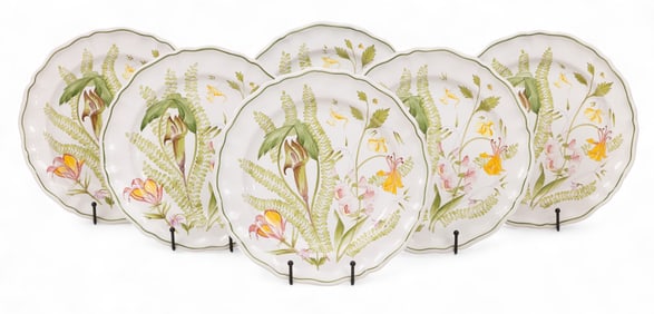 Segries Solamiel Moustiers (France) Hand Painted Dinner Plates, Bluff Gardens Dia. 10.1