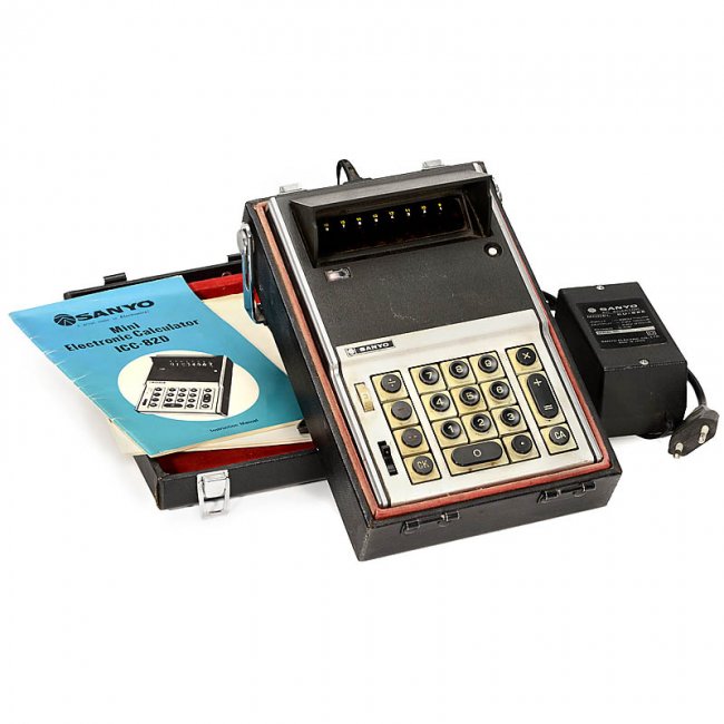 Sanyo ICC-82D Mini Electronic Calculator, 1970 : Lot 9