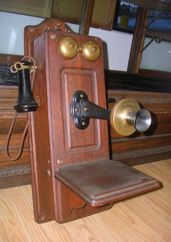 VINTAGE 1901 KELLOGG WALL CRANK PHONE TELEPHONE Lot 165