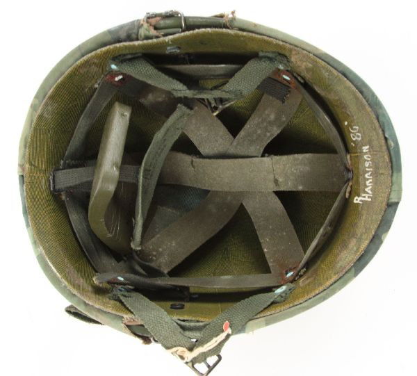 VIETNAM PAINTED WESTMORELAND M1 HELMET : Lot 5395