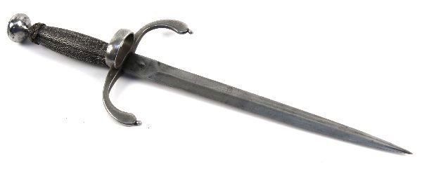 VICTORIAN ERA MAIN GAUCHE DAGGER : Lot 6489