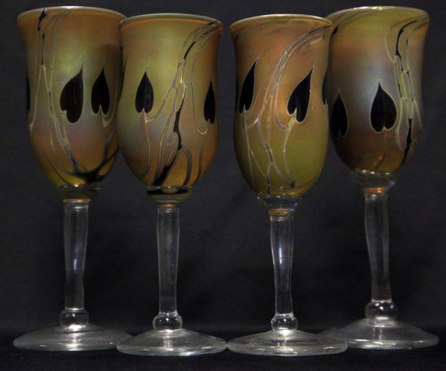 4 ART GLASS SIGNED ZWEIFEL HAND BLOWN WINE GLASSES Lot 2152