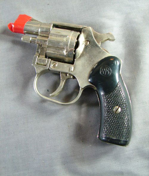 261 RTS Starter Pistol. Made in Italy. Leather holster Lot 261