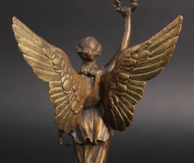 Bronze Hood Ornament, Winged Woman with Wreath : Lot 548