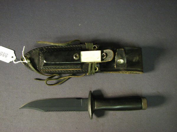 5559: VALOR JAPAN SURVIVAL KNIFE : Lot 5559