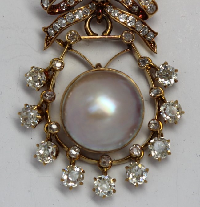 Tiffany & Co. Victorian Pearl Diamond Brooch / Pendant : Lot 61