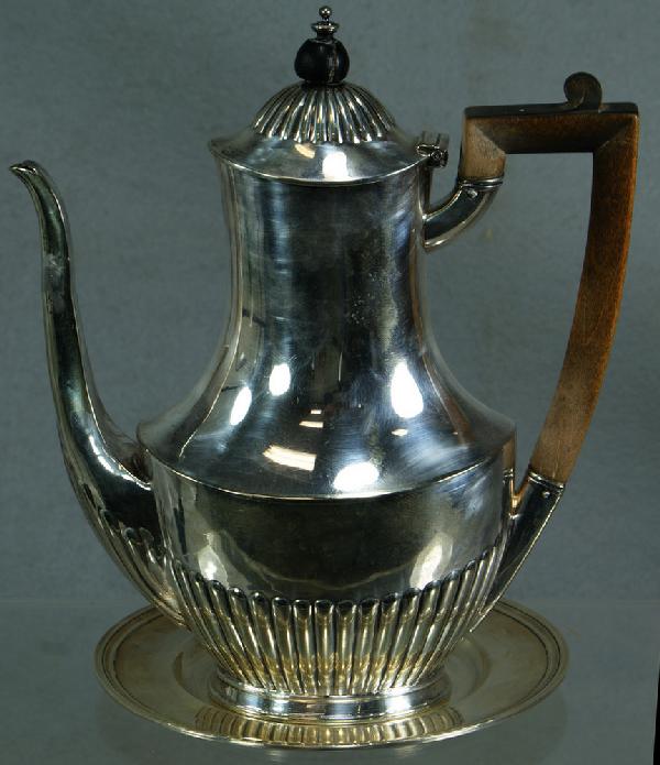 1041 Tiffany & Co, Makers silver soldered teapot, ribb Lot 1041