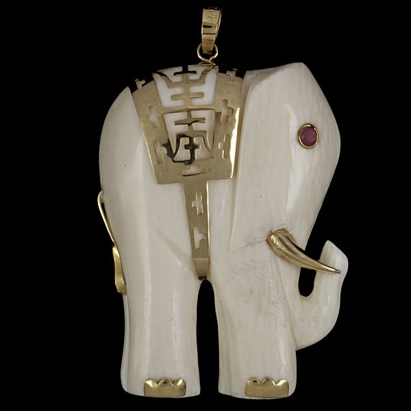 213: 14k Ivory Elephant Pendant with Ruby Eye : Lot 213