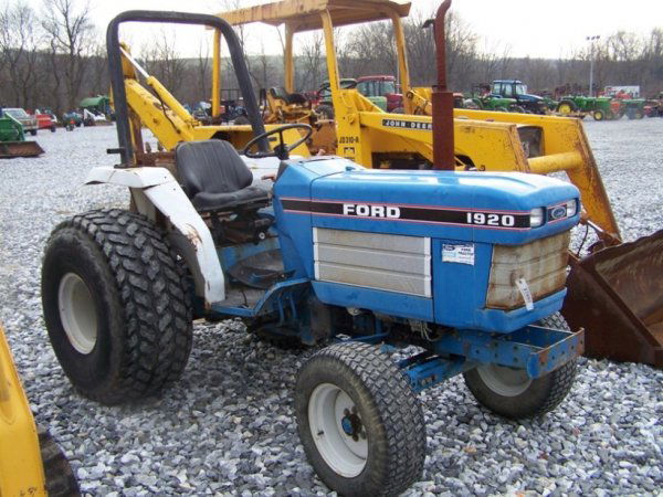 1990 Ford tractor model 1920 #4